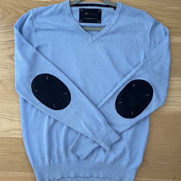 IZac Men Cashmere Cotton V-Neck Sweater - Light Blue (Large) - Picture 3 of 8